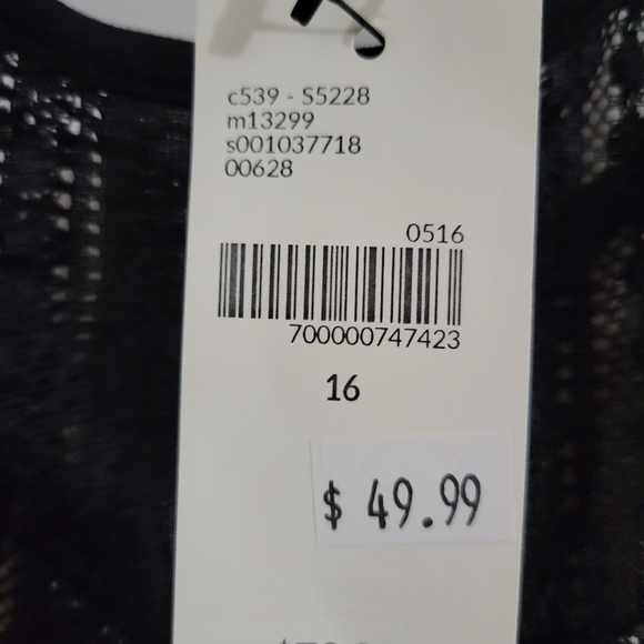 Lane Bryant lace overlay dress NWT - Picture 3 of 3